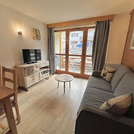 2 Pieces Pour 4 Pers Avec Piscine A 50m Des Pistes, - Fr-1-263-478 Valloire